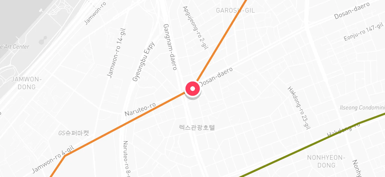 Map of Sinsa Station and the surrounding streets