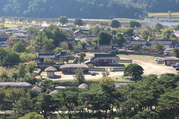 Historic Villages of Korea: Hahoe and Yangdong